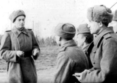 Диафильм 4 Выпуск политотдела 53Гв. Кр.С.Д. Редактор Гв.полковник Никулин