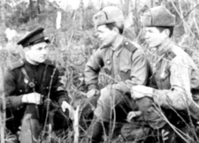 Диафильм 4 Выпуск политотдела 53Гв. Кр.С.Д. Редактор Гв.полковник Никулин