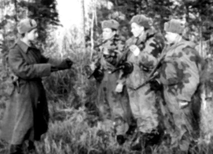 Диафильм 4 Выпуск политотдела 53Гв. Кр.С.Д. Редактор Гв.полковник Никулин