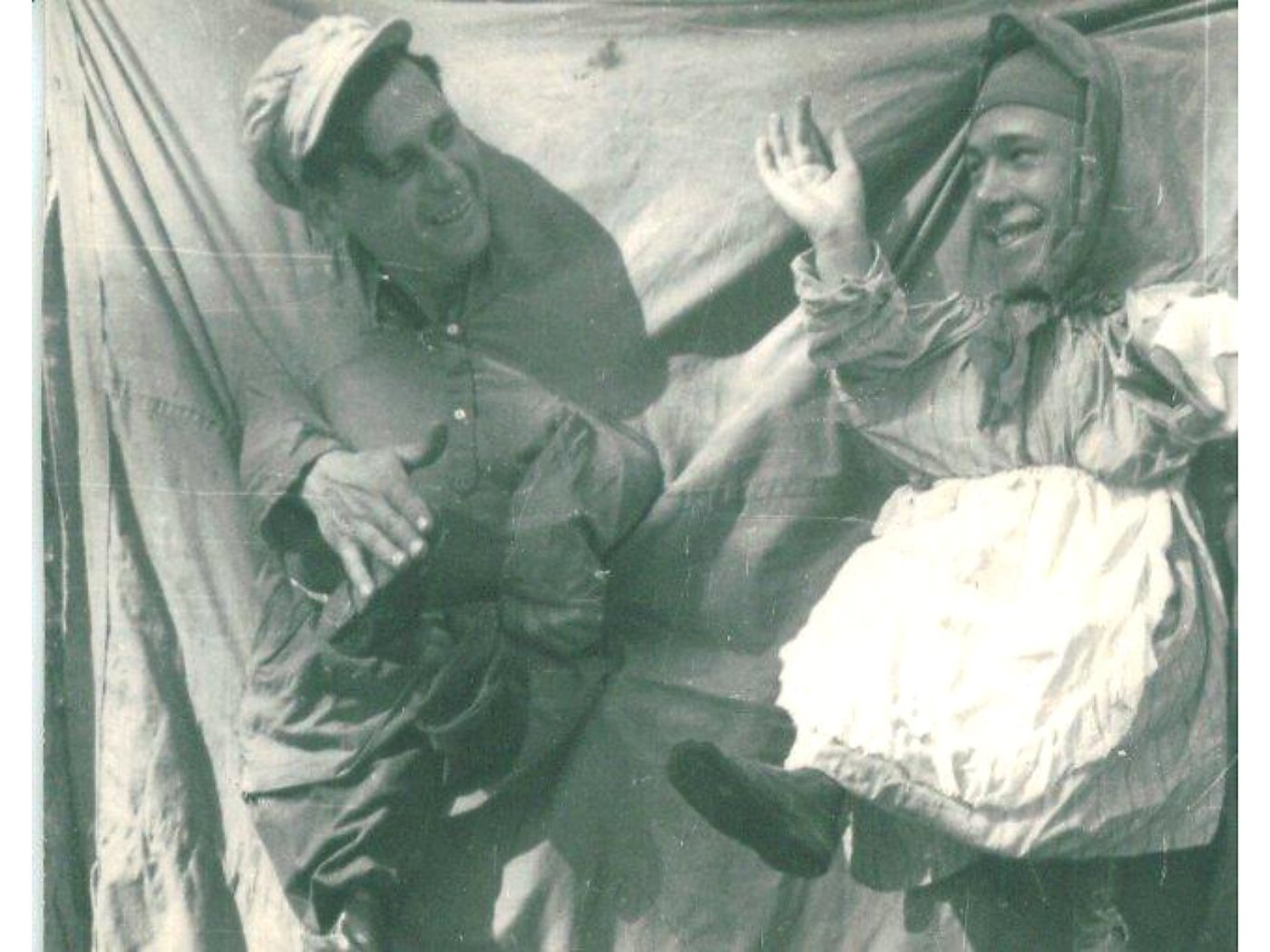 АГИТБРИГАДА — диафильм (1943) — слайд 014