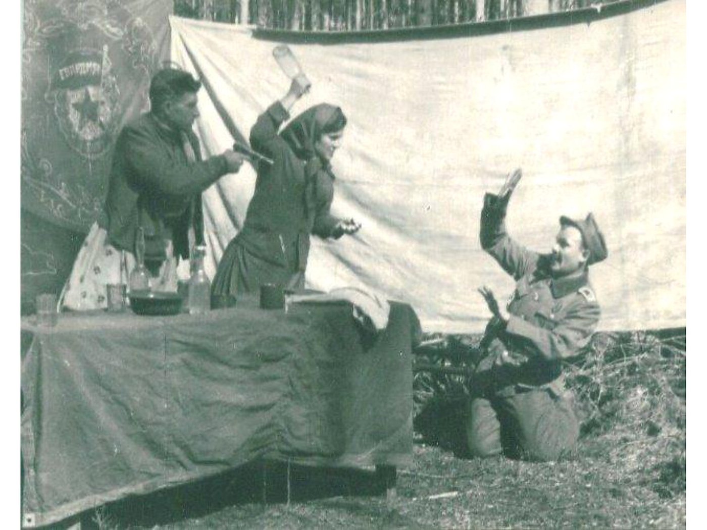 АГИТБРИГАДА — диафильм (1943) — слайд 025